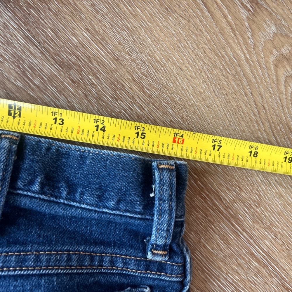 WRANGLER JEANS - 32" waist - 25” long - Picture 10 of 13